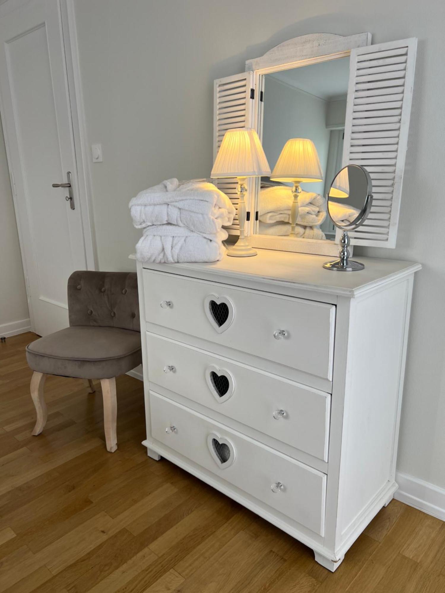 Bonne Idee - Suite Georgette - Meuble De Tourisme 3 Etoiles Шатенуа Екстер'єр фото